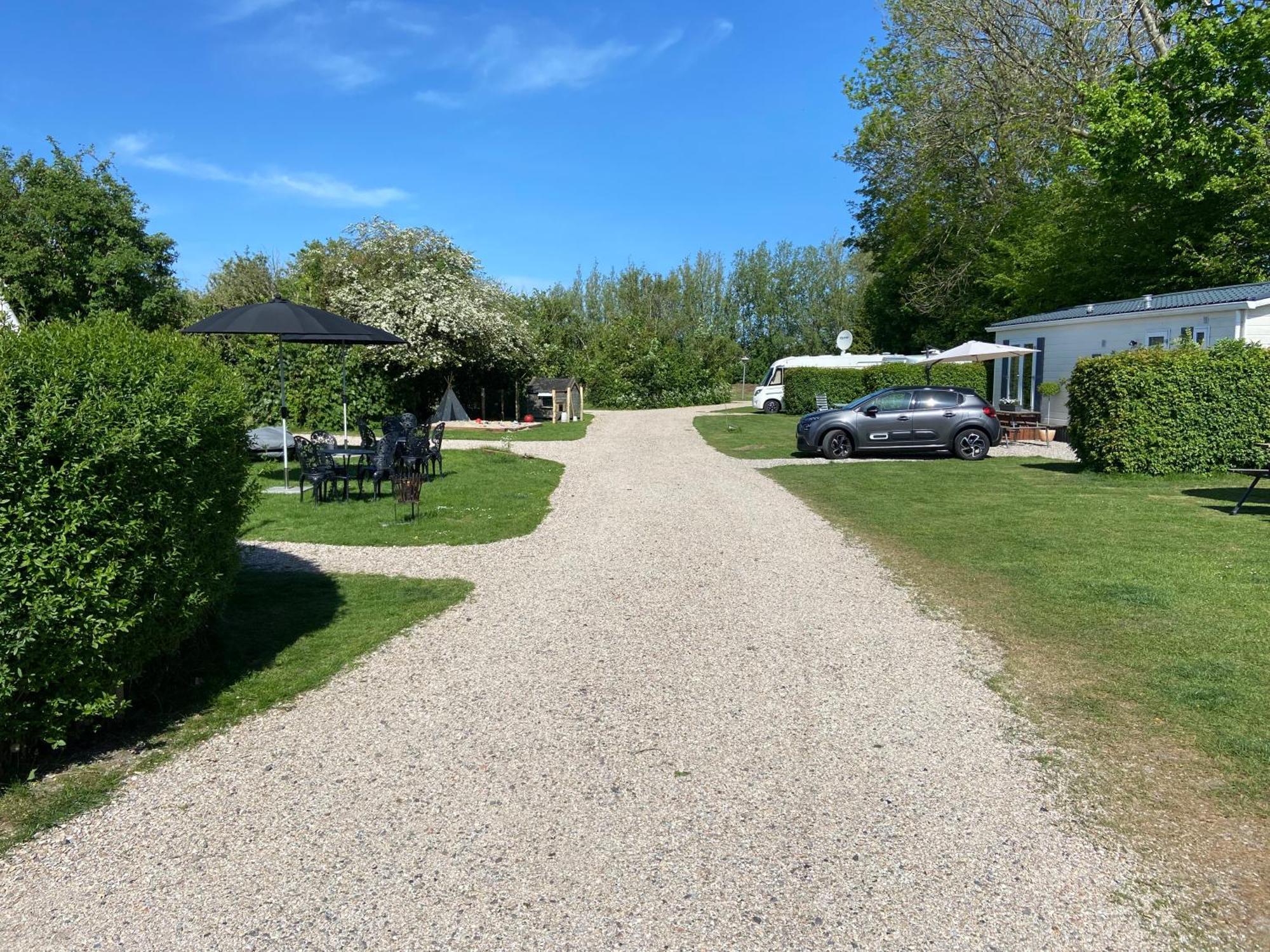 Camping Zee Van Tijd Holwerd Exterior foto
