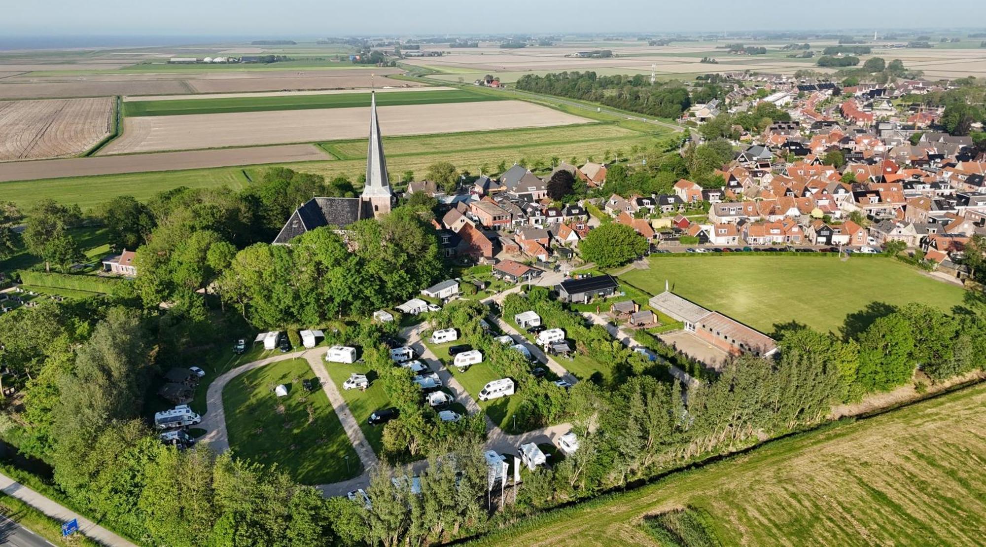 Camping Zee Van Tijd Holwerd Exterior foto